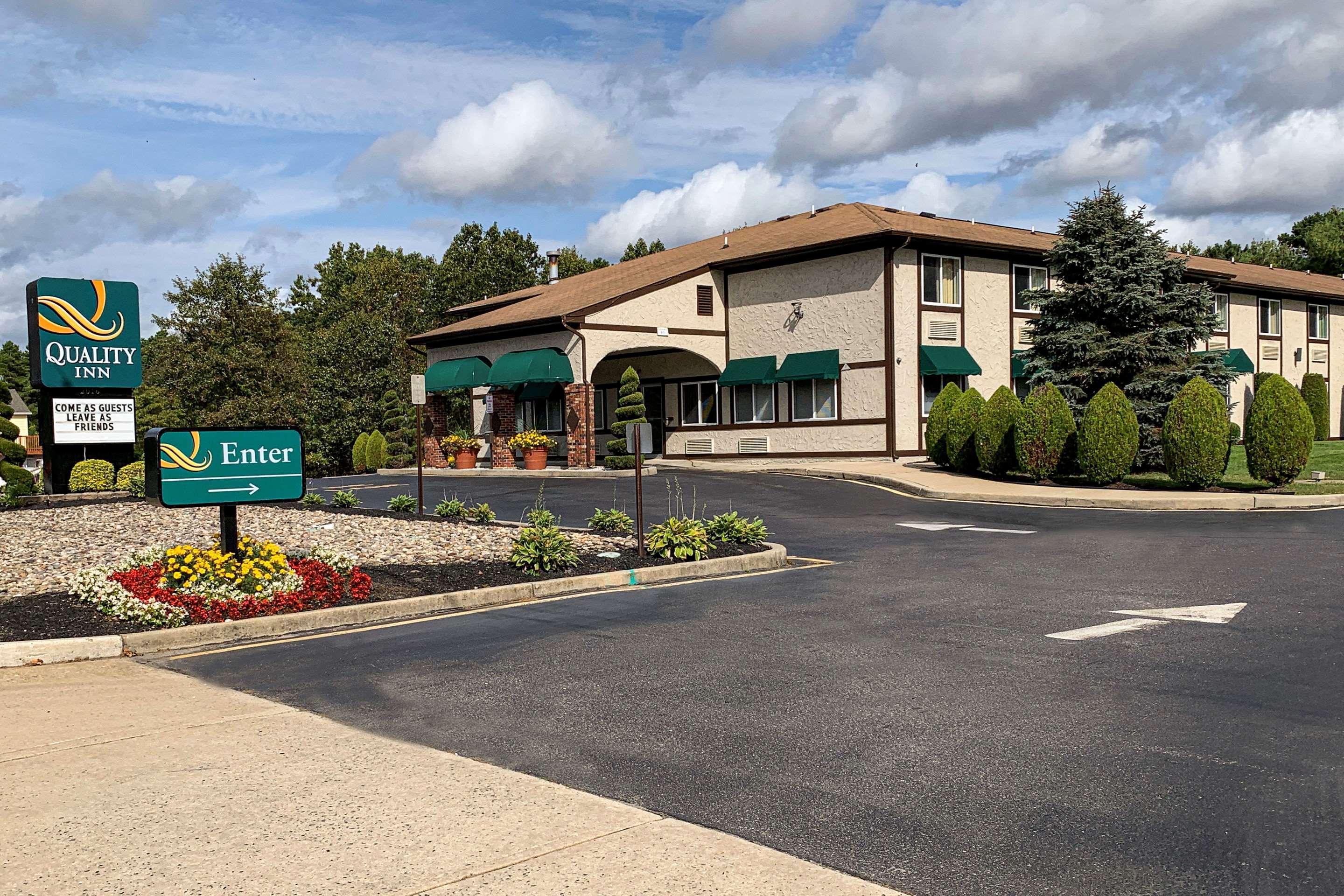 Quality Inn Near Toms River Corporate Park Manchester Township Екстериор снимка