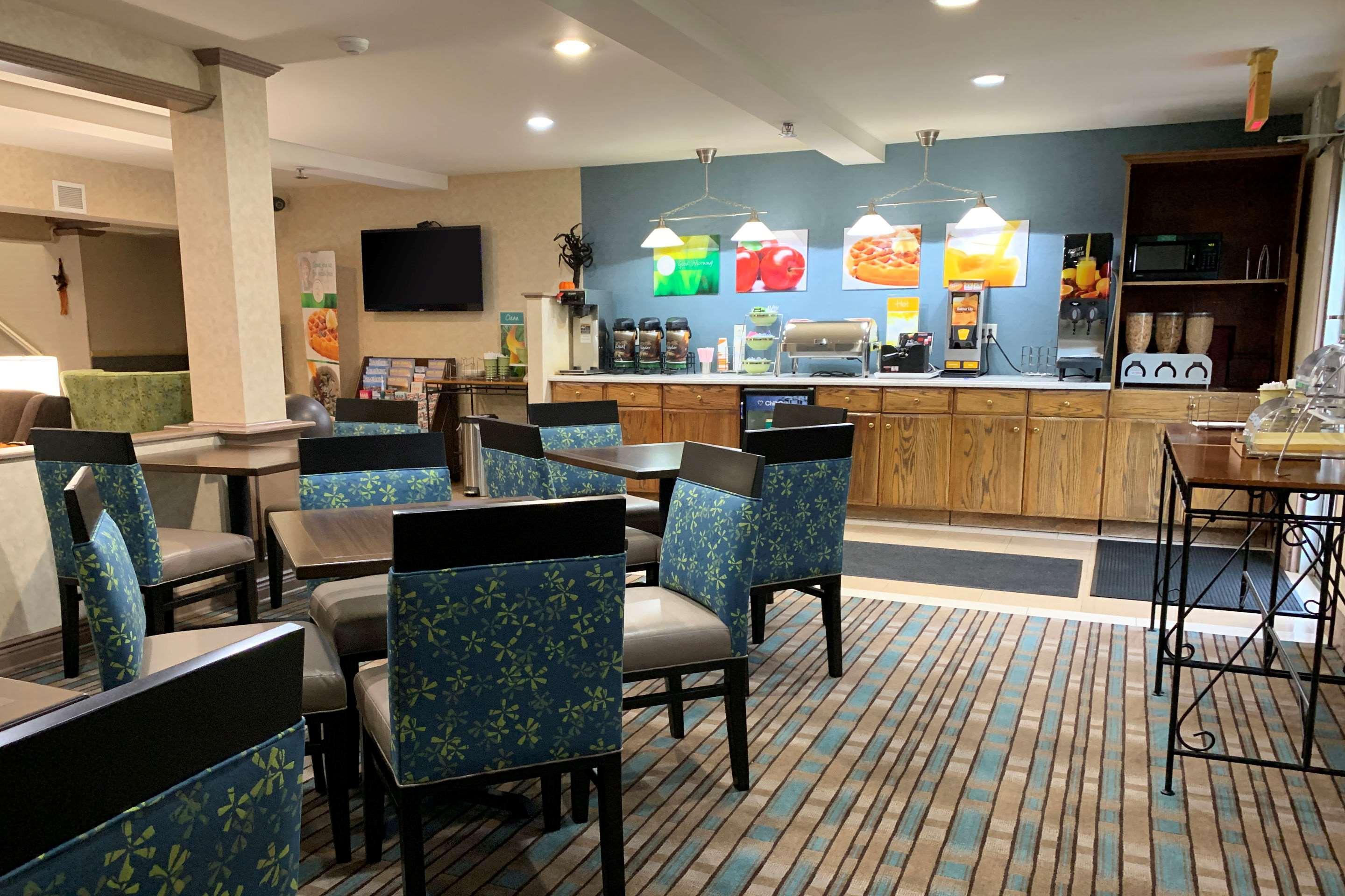 Quality Inn Near Toms River Corporate Park Manchester Township Екстериор снимка