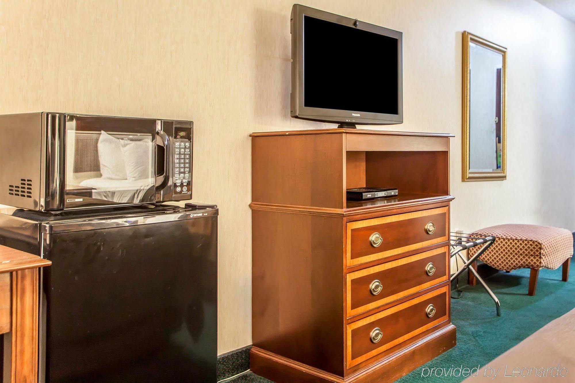 Quality Inn Near Toms River Corporate Park Manchester Township Екстериор снимка