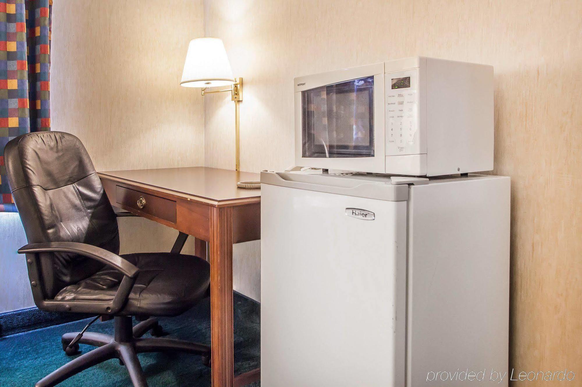 Quality Inn Near Toms River Corporate Park Manchester Township Екстериор снимка